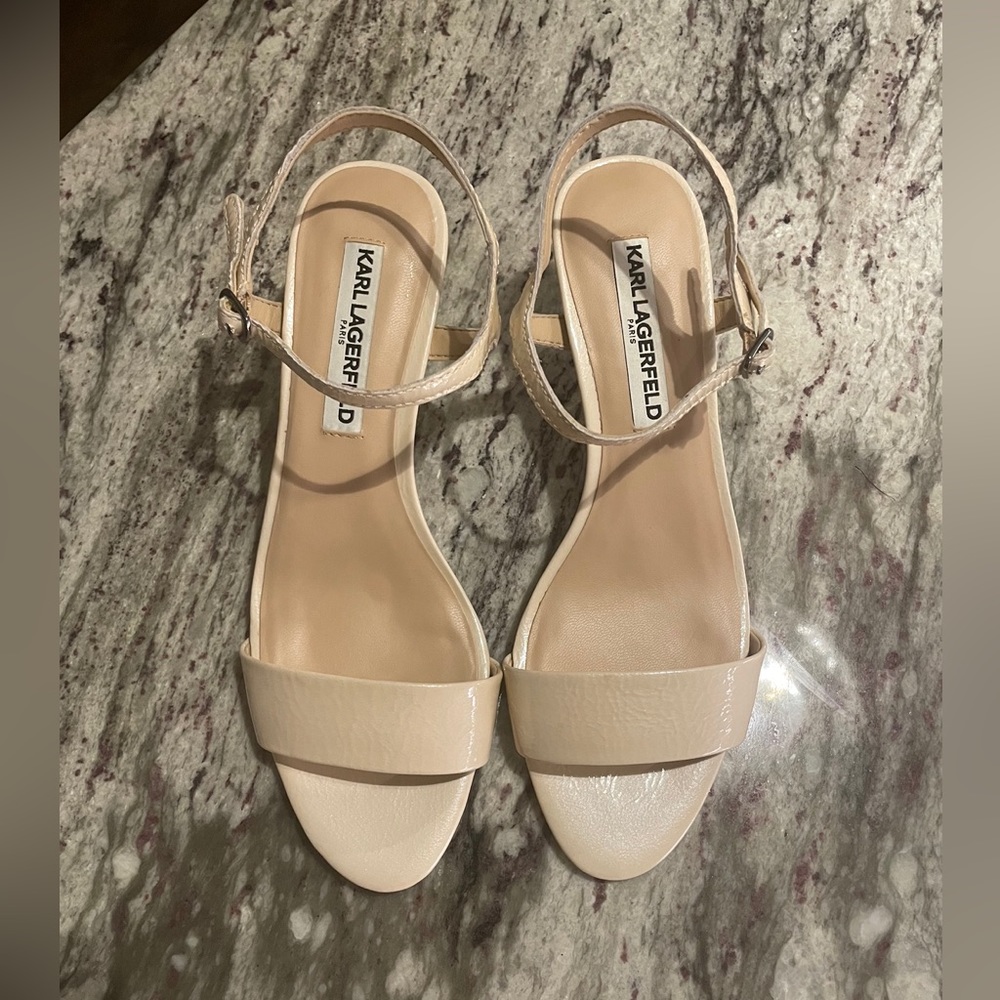🔥 SALE! 🔥 NWOT Karl Lagerfeld Heels